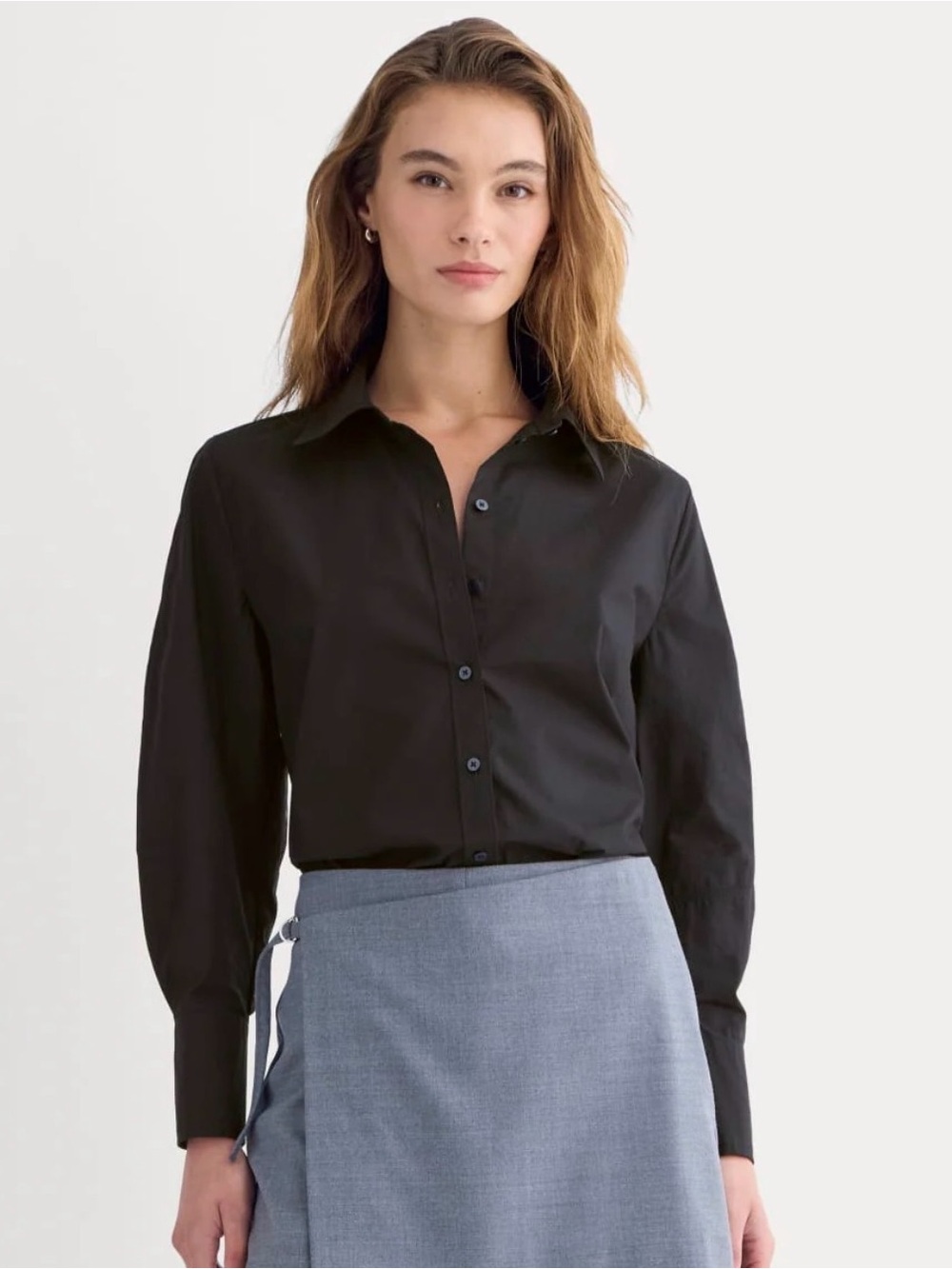 Everlane Lantern Sleeve shirt in lightweight cotton